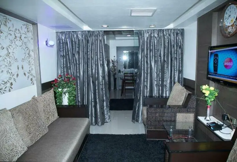 سوئیت پرزیدنت, Moskva