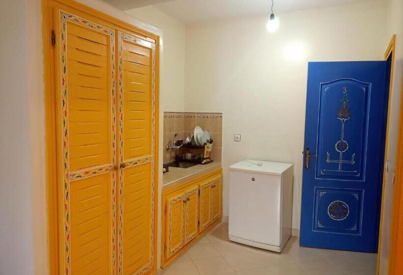 اتاق سوپریور, Dar Bouanani