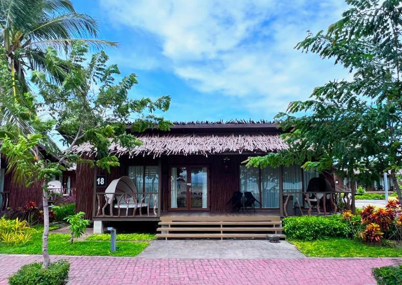 חדר משפחתי צדדי נוף לים, Crusoe Cabins Casobe