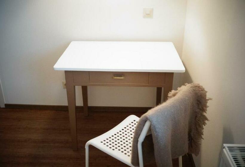 غرفة قياسية فردية, Black Forest Lodge