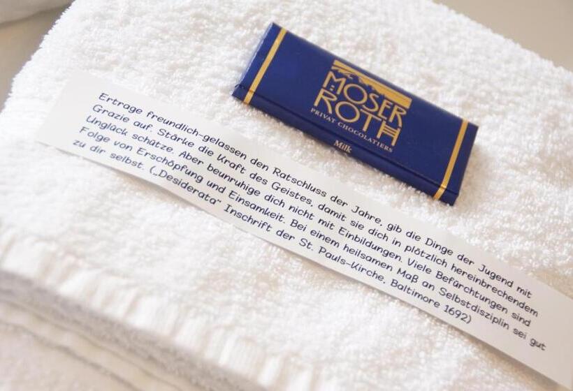 غرفة قياسية رباعية, Black Forest Lodge