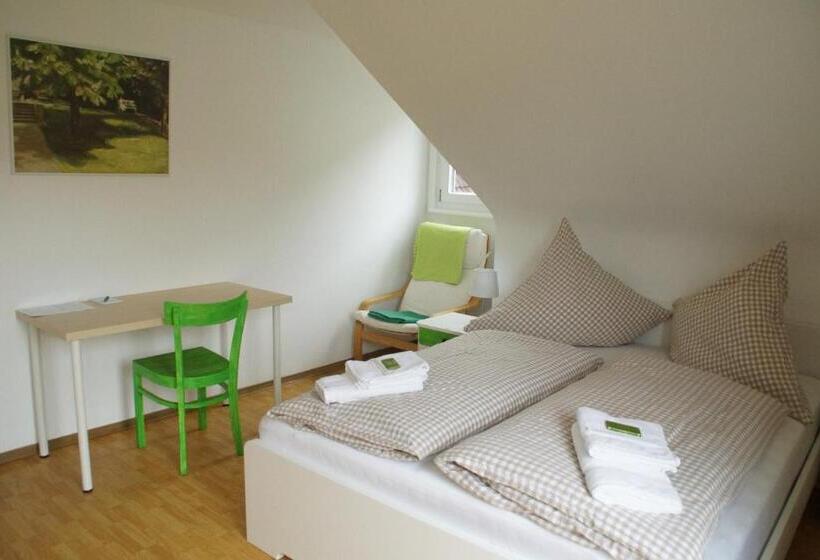 غرفة قياسية حمام مشترك, Black Forest Lodge