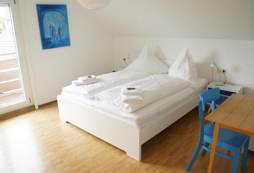 غرفة قياسية حمام مشترك, Black Forest Lodge