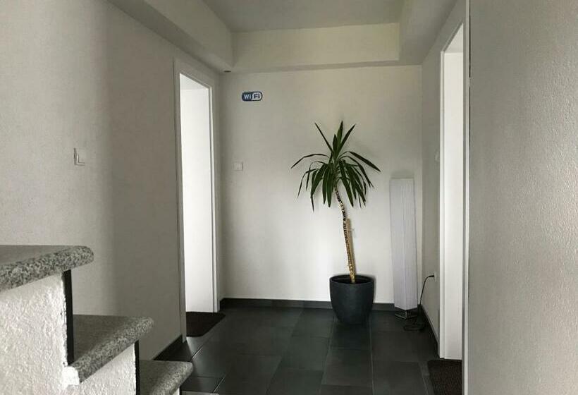 豪华房间, Guest House Klanfar