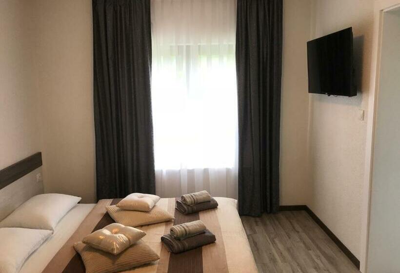 豪华房间, Guest House Klanfar