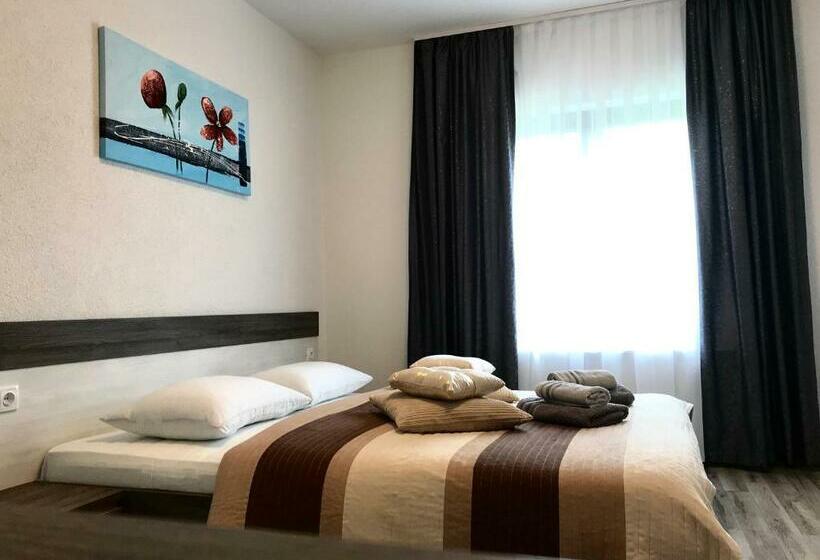 豪华房间, Guest House Klanfar