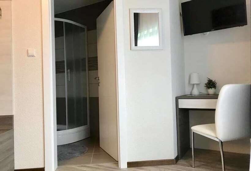 豪华房间, Guest House Klanfar