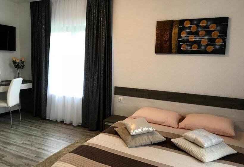 豪华房间, Guest House Klanfar