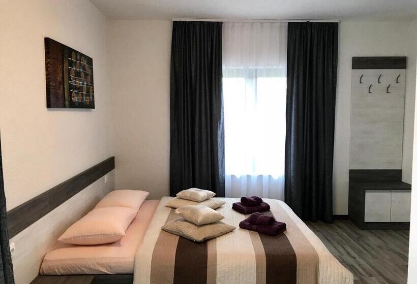 豪华房间, Guest House Klanfar