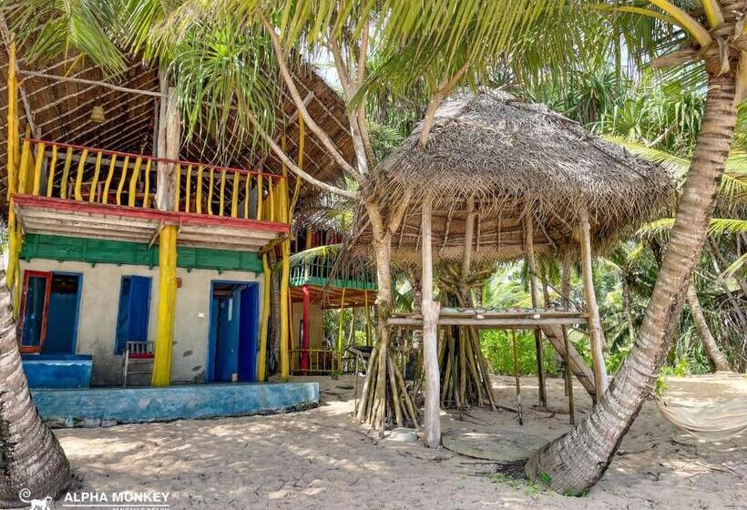 بنگله خانوادگی, Aloha Beach Resort