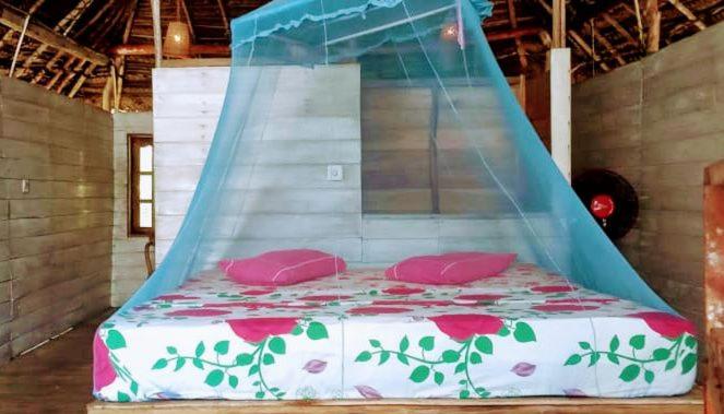 بنگله خانوادگی, Aloha Beach Resort