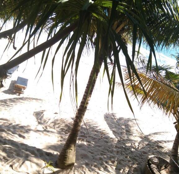 بنگله خانوادگی, Aloha Beach Resort