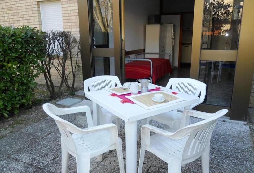 Апартаменты 1 Спальня, Residence Pineda