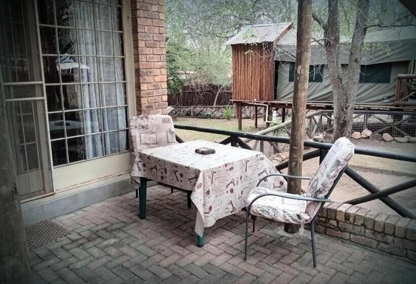 Standard Studio, Homebase Kruger