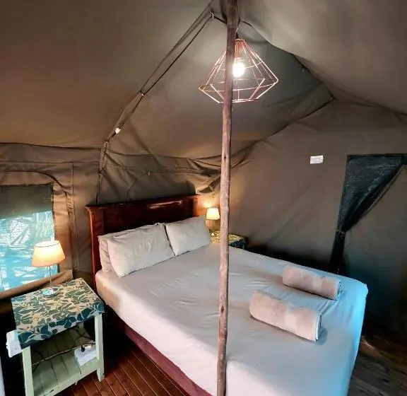 Standard Tent, Homebase Kruger