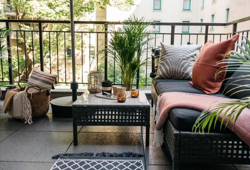 דירת חדר עם טרסה, District17   Loftaffair Collection