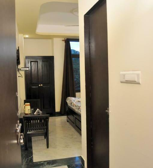 标准间, Nahar Singh Haveli