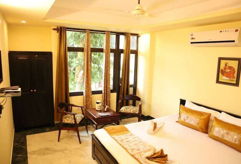 Номер Deluxe, Nahar Singh Haveli