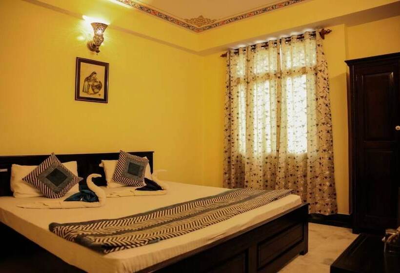Номер Deluxe, Nahar Singh Haveli