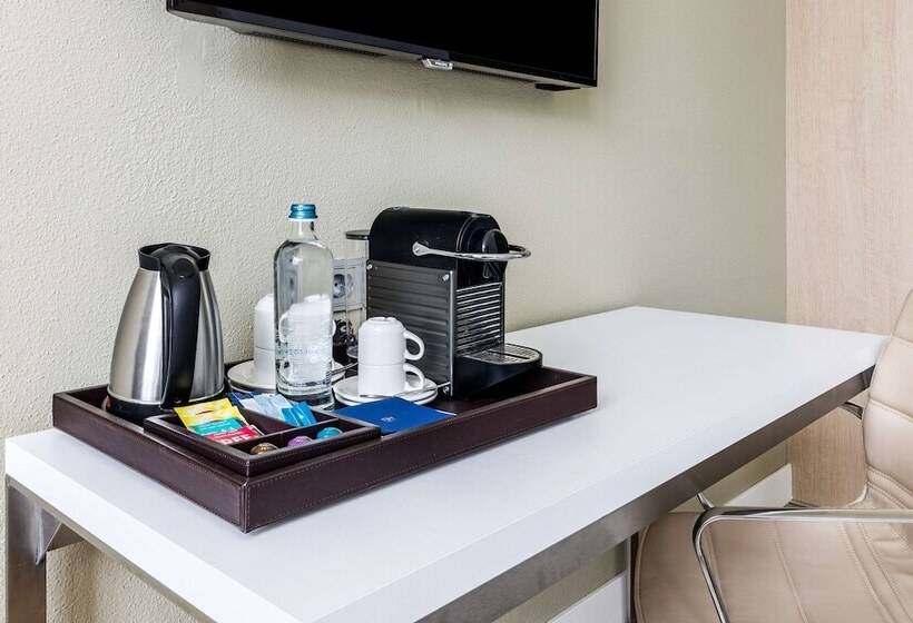 高级大房间, NH Cali Boulevard del Río