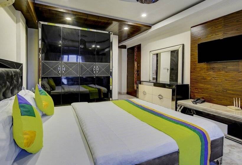 Quarto Deluxe, Treebo Soho Newtown