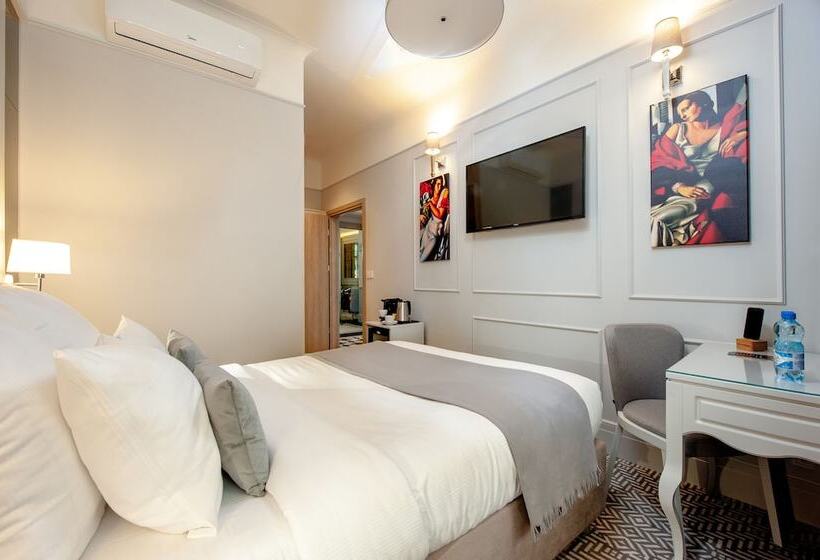 Basic-huone, Amber Design Residence