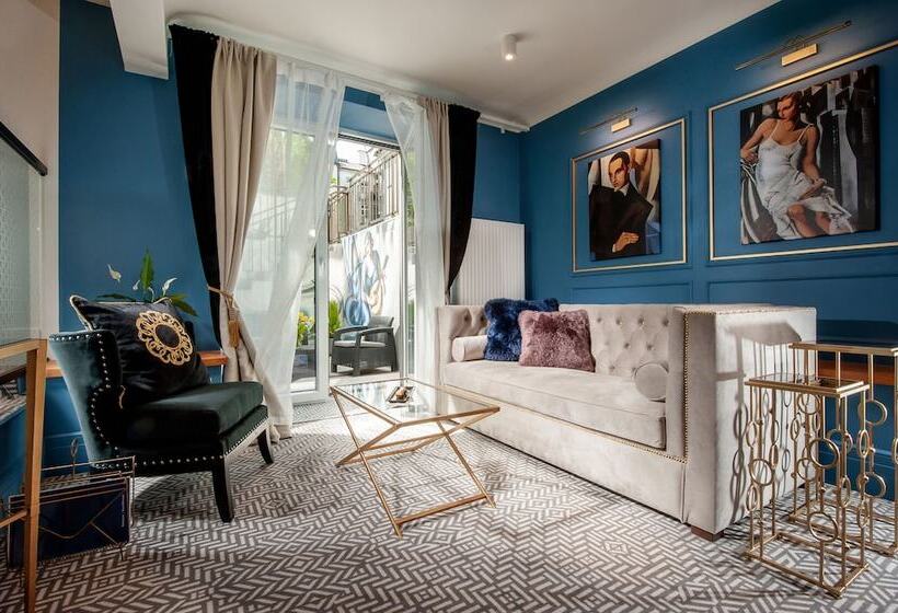 Апартаменты Deluxe 1 Спальня, Amber Design Residence