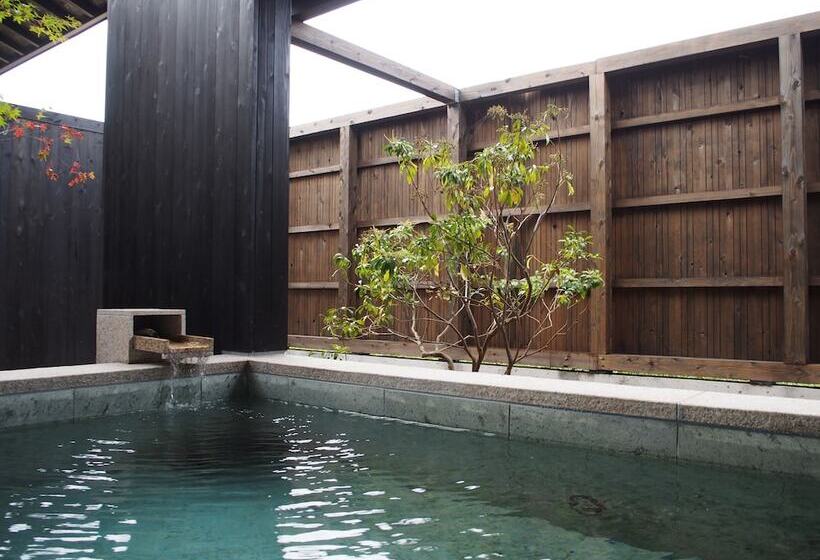 Camera Standard, Yufuin Rikka