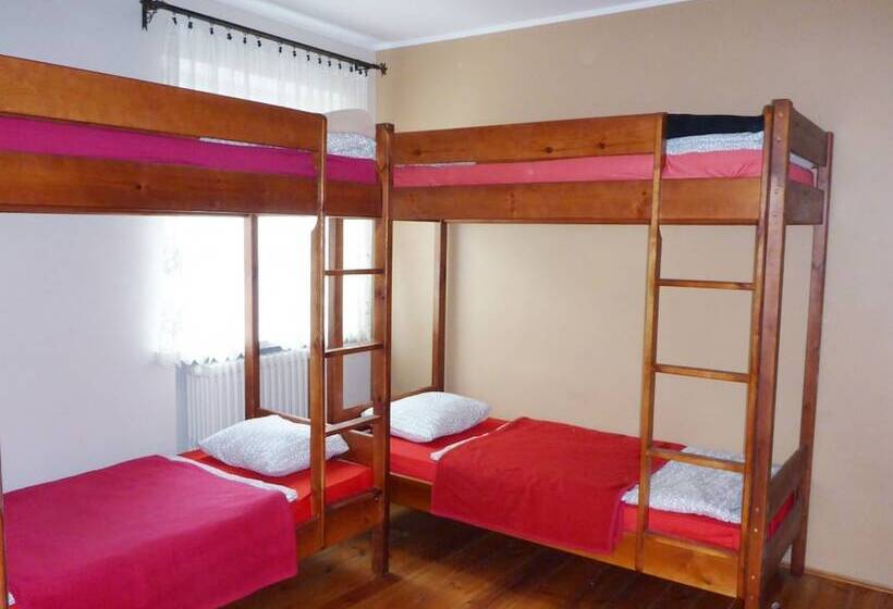 Quarto Familiar Banheiro Compartilhado, Folks Village Plowce House