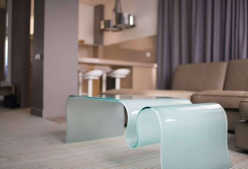 １ベッドルームアパートメント, Capital