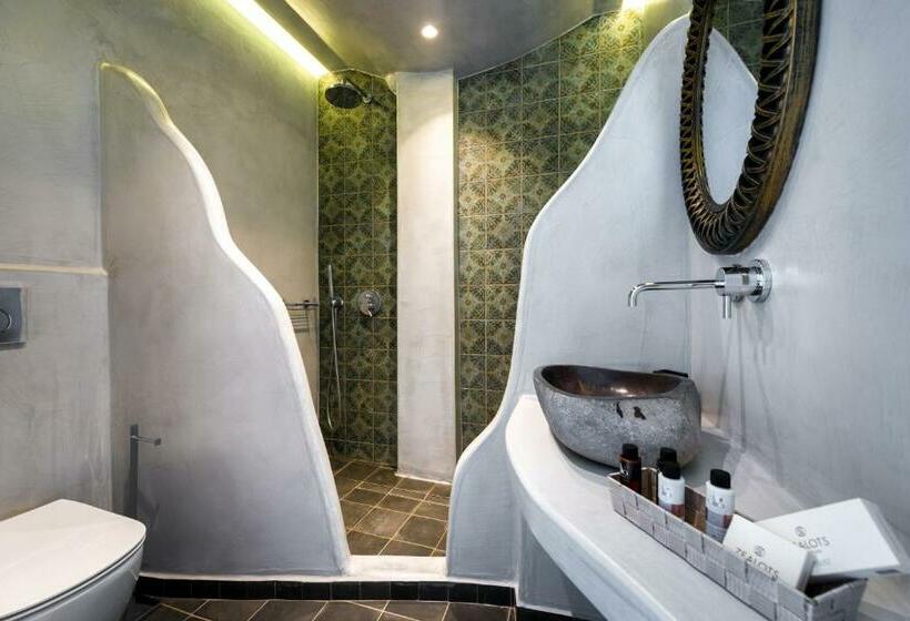 جناح سوبيريور, Emerald Collection Suites