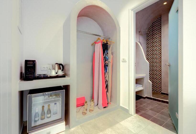 جناح مزود بجاكوزى, Emerald Collection Suites