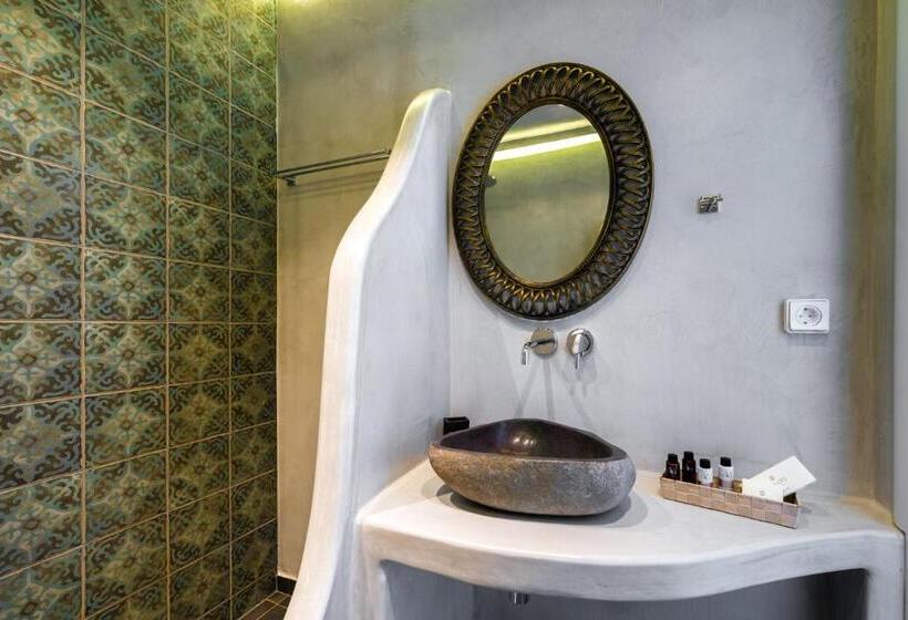 جناح سوبيريور, Emerald Collection Suites