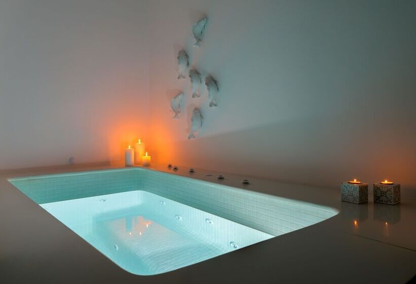 자쿠지 스위트, Emerald Collection Suites