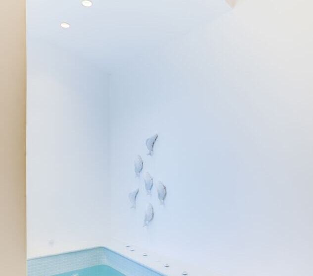 جناح مزود بجاكوزى, Emerald Collection Suites