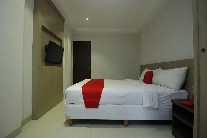 スイート, Reddoorz Plus @ Tb Simatupang
