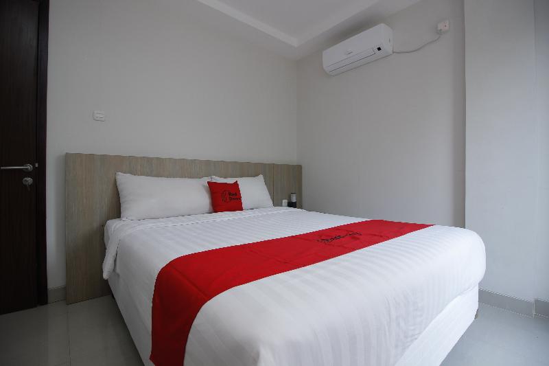 Номер Стандарт, Reddoorz Plus @ Tb Simatupang