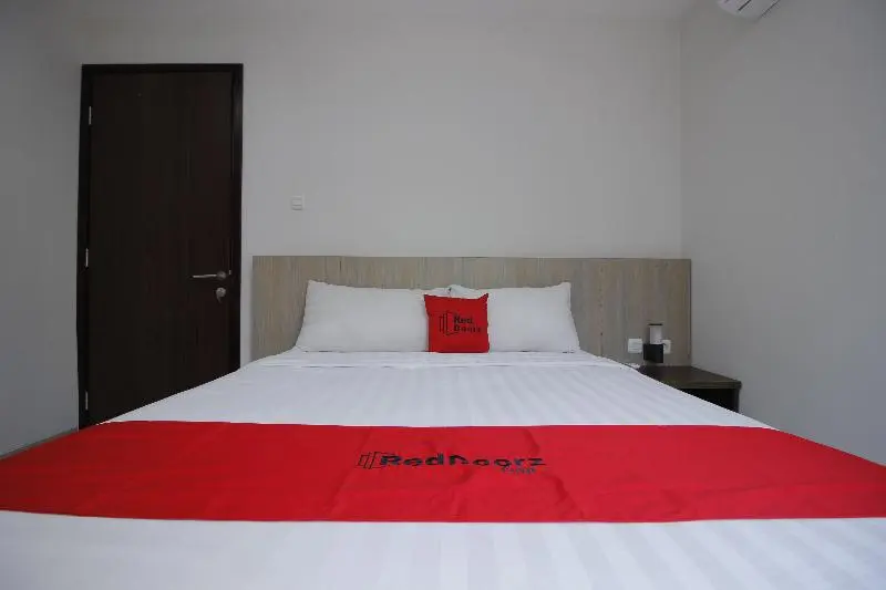 スタンダードルーム, Reddoorz Plus @ Tb Simatupang