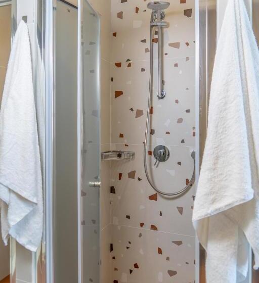 스탠다드 룸 공동 욕실, Intra Muros Hostel