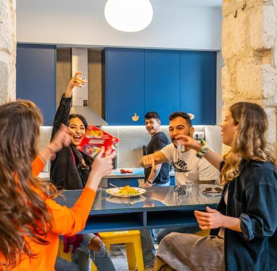 패밀리 룸 공용 욕실, Intra Muros Hostel