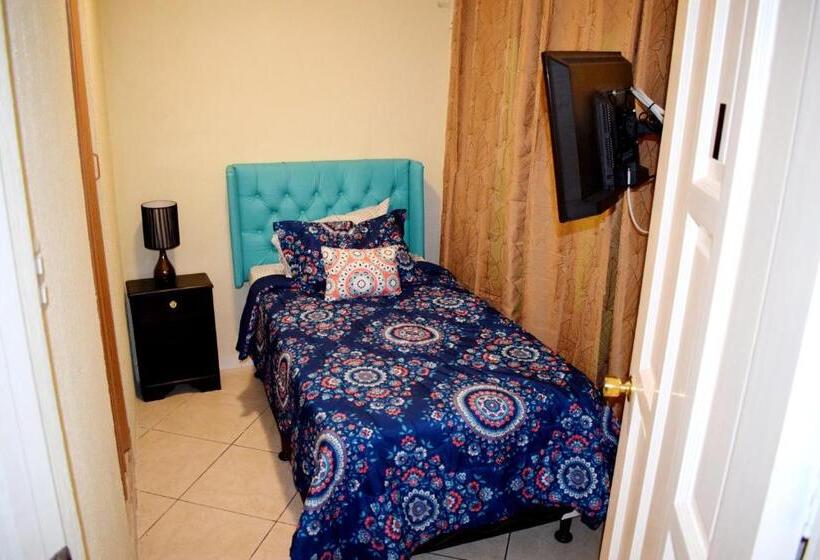 اتاق استاندارد یک نفره, Laguna Sky