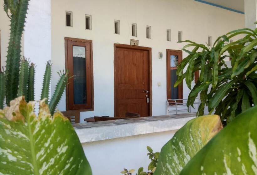 Quarto Deluxe, Sari Laut