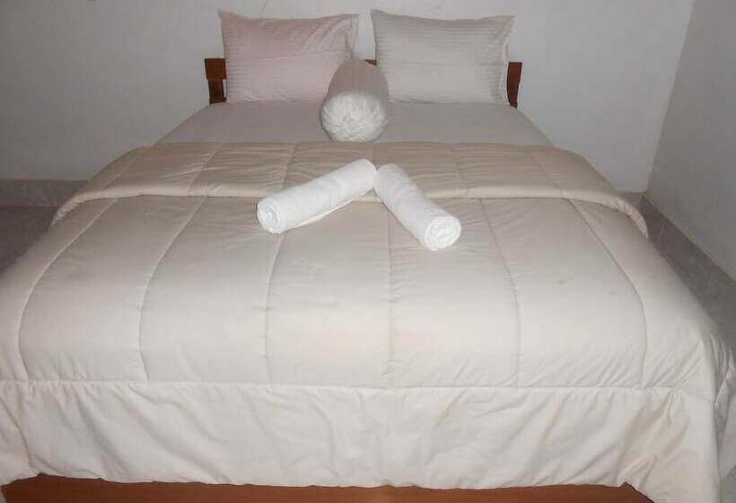 Quarto Deluxe, Sari Laut