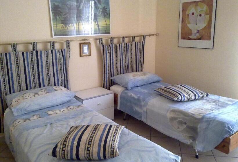 Номер Стандарт, B&b Anfiteatro Campano