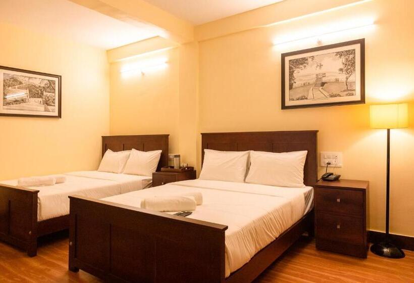 Suite Familiar, Aakash Rooms And Cottages