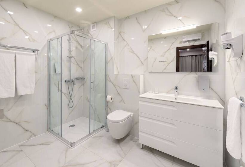 オーシャンビュースタンダードルームバルコニー付き, Central Beach 9