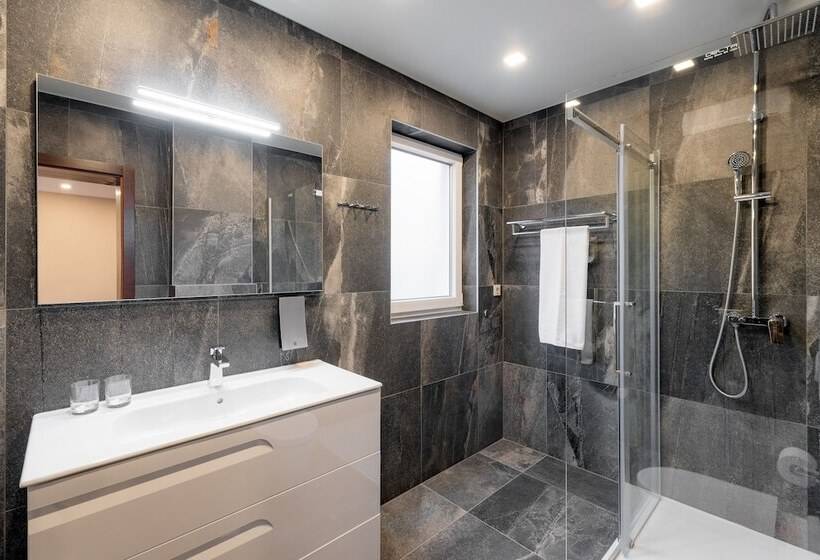 １ベッドルームアパートメント, Central Beach 9