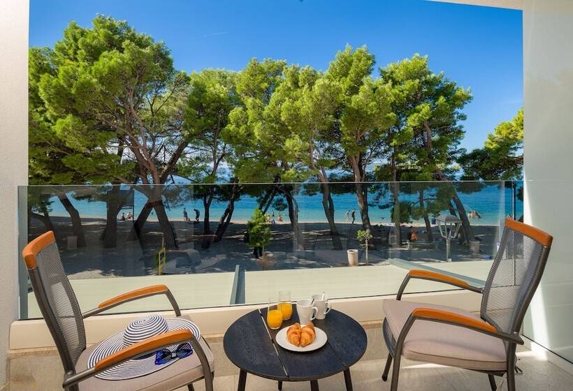 オーシャンビュースタンダードルームバルコニー付き, Central Beach 9