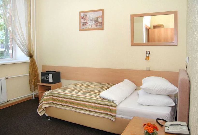 标准单人间, Livadia