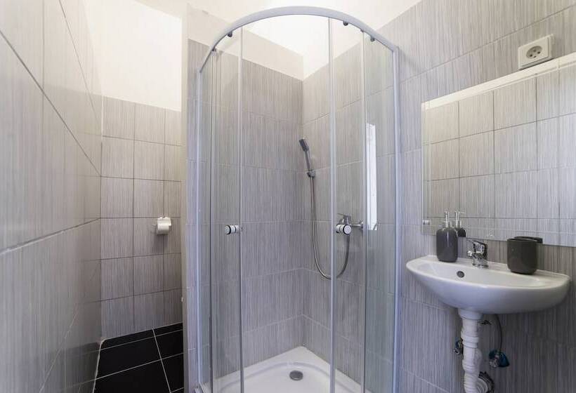 Номер Стандарт, Penzion Homer Poděbrady